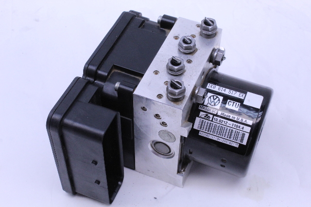 2018 Volkswagen Beetle ABS Anti Lock Brake Pump OEM