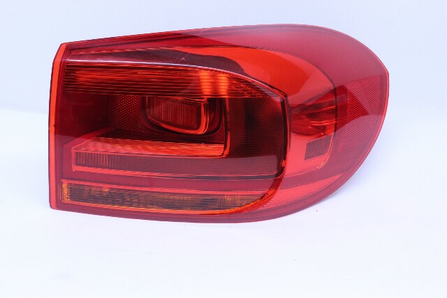 2012-2017 Volkswagen Tiguan Right Tail Light 5N0945096R OEM