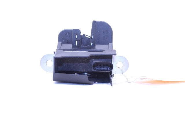 2008 2009 2010 Volkswagen Passat Wagon Rear Tail Gate Trunk Latch - 3C9827645A OEM