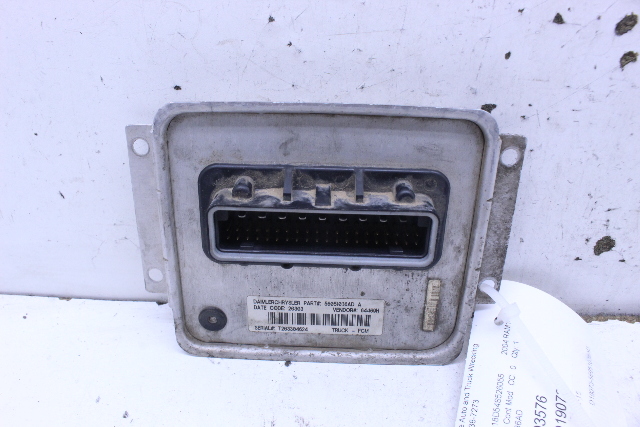 2002-2005 Dodge Ram 1500 Front Body Control Module BCM OEM