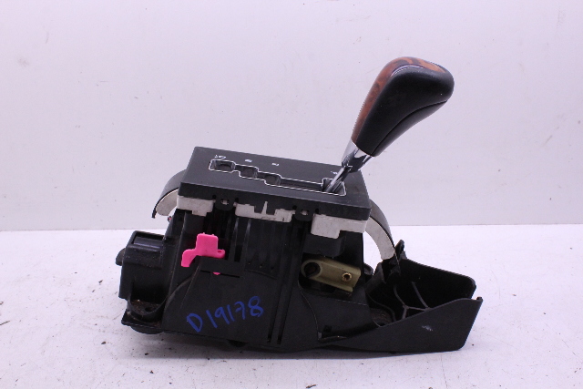 2007 Chrysler 300C Automatic Transmission Shifter Assembly 04779394af
