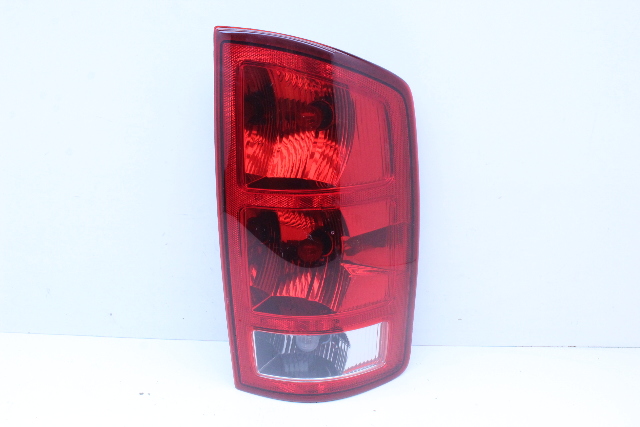 2003-2006 Dodge Ram 1500 2500 3500 Right Tail Light Lamp 55077116 OEM