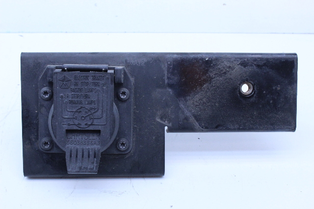 2005 Dodge Ram SRT10 8.3L V10 Trailer Hitch Wire Connector Plug 56038366AB OEM