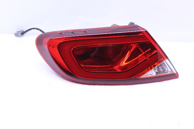 2015 2016 Chrysler 200 Tail Light Left OEM