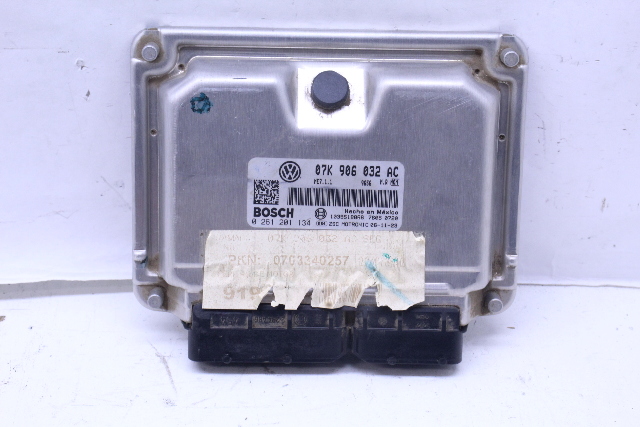 2007 Volkswagen Beetle Engine Computer Module ECU ECM DME 07K906032AC