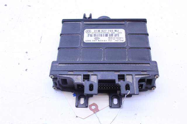 2003 2004 Volkswagen Beetle 1.8 Transmission Computer Module TCU TCM 01M927733MJ