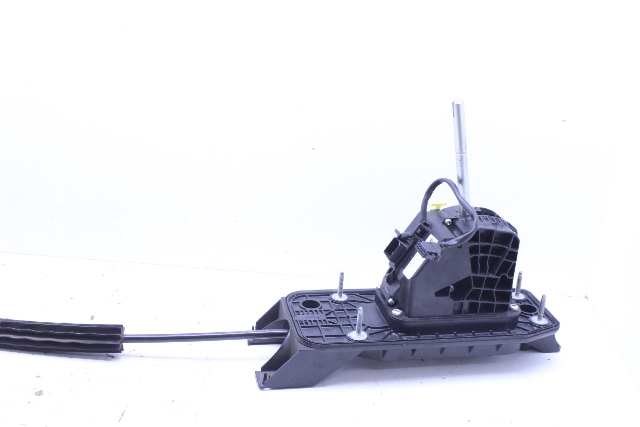 2009 2010 2011 Volkswagen Passat CC Transmission Gear Selector Shifter - 3C1713025R OEM