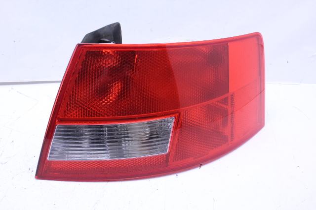 2004 2005 2006 Audi A4 S4 Convertible Tail Light Lamp Right 8H0945096B OEM