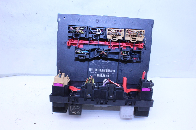 2006-2009 Audi A3 Fuse Box Relay Power Module OEM