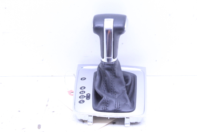 2006-2010 Volkswagen Passat Shifter Boot Knob 3C1713203A OEM