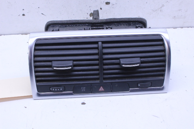 2007 2008 2009 2010 Audi Q7 Center Dash Air Vent 4L0820951P OEM