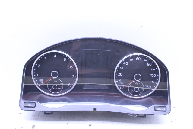 2010 Volkswagen Tiguan Speedometer Instrument Cluster OEM