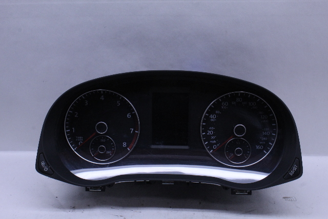 2013 Volkswagen Passat Speedometer Instrument Cluster OEM