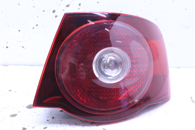 2008 2009 Volkswagen Jetta Tail Light Lamp Right 1K5945096L OEM