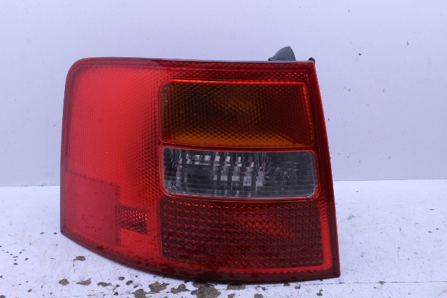 2003 2004 2005 Audi A6 Allroad Tail Light Lamp Left 4B9945095G OEM