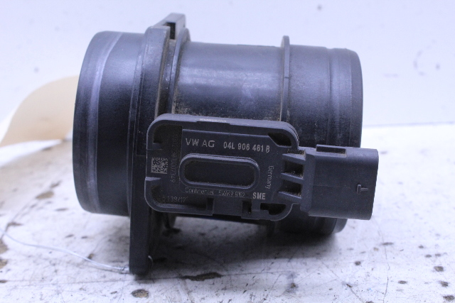 Audi Volkswagen Beetle Air Flow Meter 04L906461B