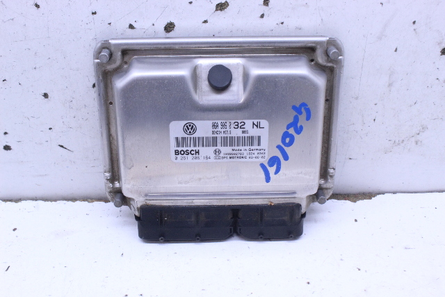 2004 Volkswagen Jetta Engine Computer Module ECU ECM DME 06A906032NL