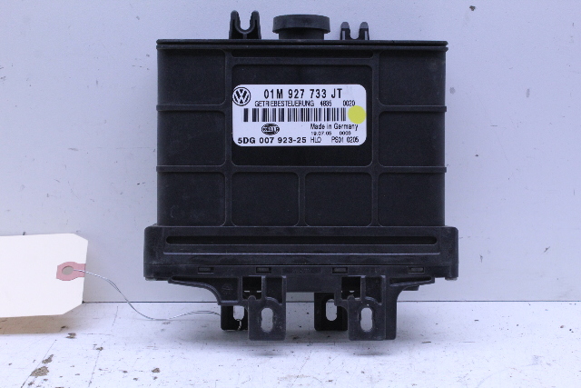 2001 Volkswagen Beetle Transmission Control Module TCU TCM 01M927733JT