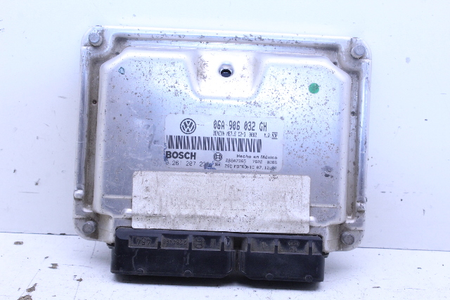 2001 Volkswagen Golf 1.8 Engine Computer Module ECU ECM DME 06A906032GH