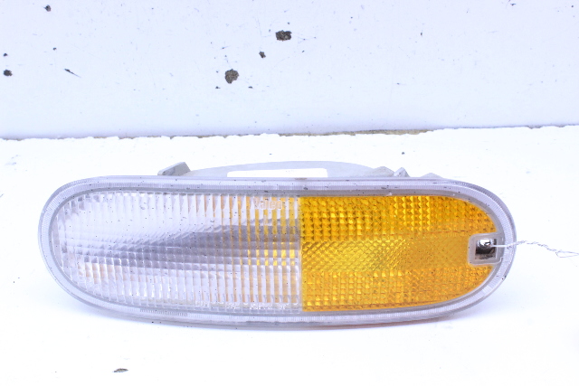 2002 2003 2004 2005 Volkswagen Beetle Park Lamp Light Turn Signal Left 1C0953155L OEM