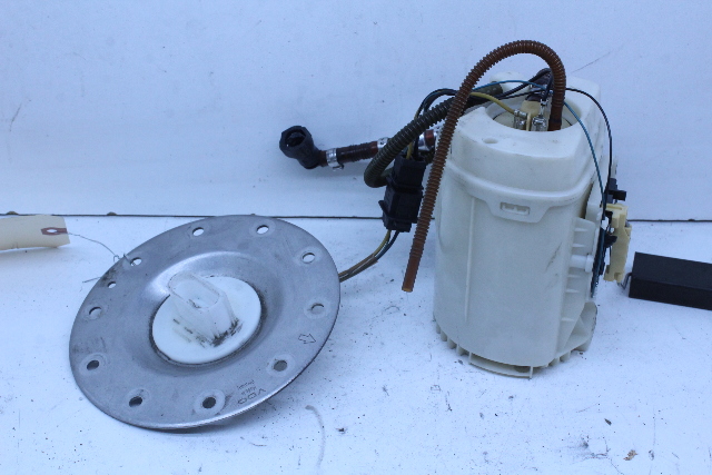 2006 2007 2008 2009 Volkswagen Beetle Fuel Pump Metal Gas Tank Style 1J0919051N OEM