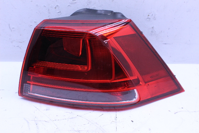 2015-2017 Volkswagen E-Golf Tail Light Right OEM