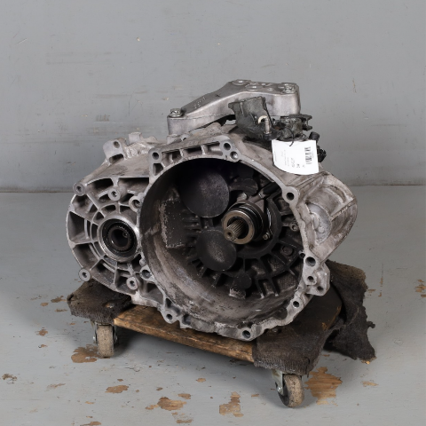 2015-2017 Volkswagen Golf R 2.0 6 Speed Transmission OEM