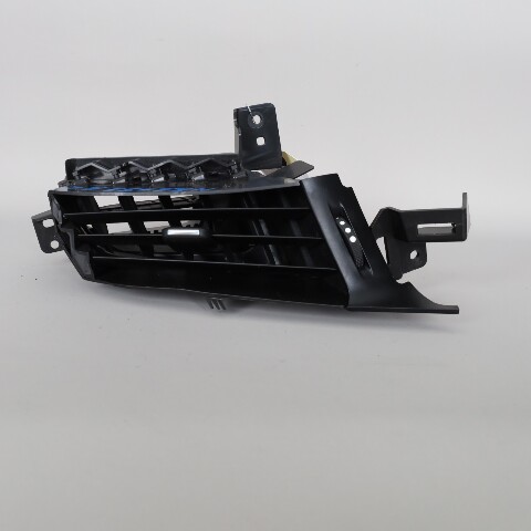 2015-2020 Cadillac Escalade Right Inner Center Dash Air Vent OEM 22807582