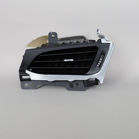 2015-2020 Cadillac Escalade Right Passenger Outer Dash Air Vent OEM 22946836