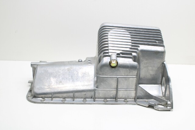 1993 1994 1995 BMW 318i 1.8 Engine Oil Pan OEM