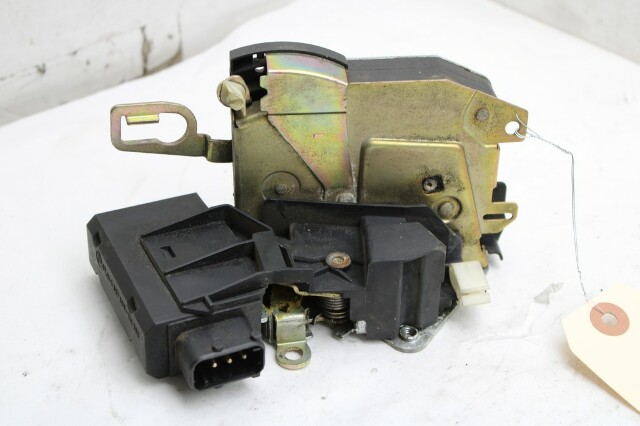 1994 1995 1996 1997 1998 BMW 328i E36 Front Door Latch Lock Left Driver - 51218122417 OEM