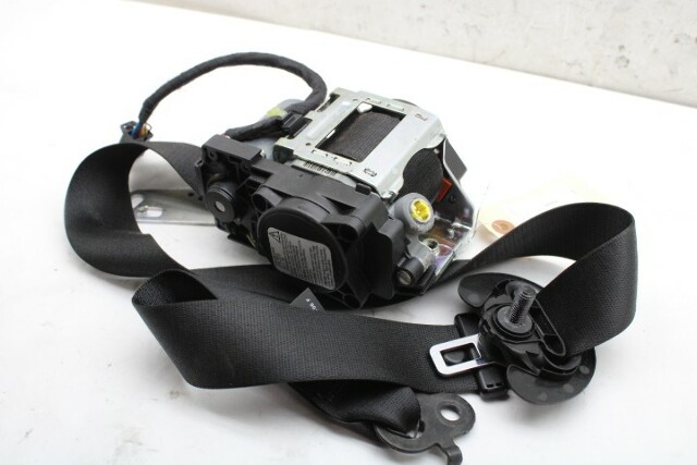 2011 2012 BMW 750i Sedan Front Seat Belt Retractor Right OEM