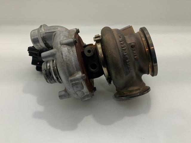 2016 -2019 BMW 750i Turbo Turbocharger OEM
