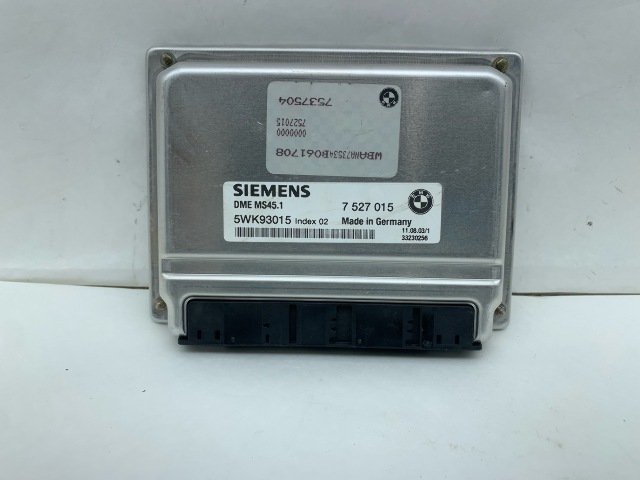 2004 2005 BMW 530i Engine Computer Module ECU ECM DME OEM