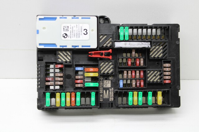 2019 BMW M760i G12 Fuse Relay Power Distribution Box OEM