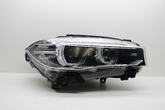 2014-2018 BMW X5 Headlight Xenon Right Complete - 63117317110 OEM