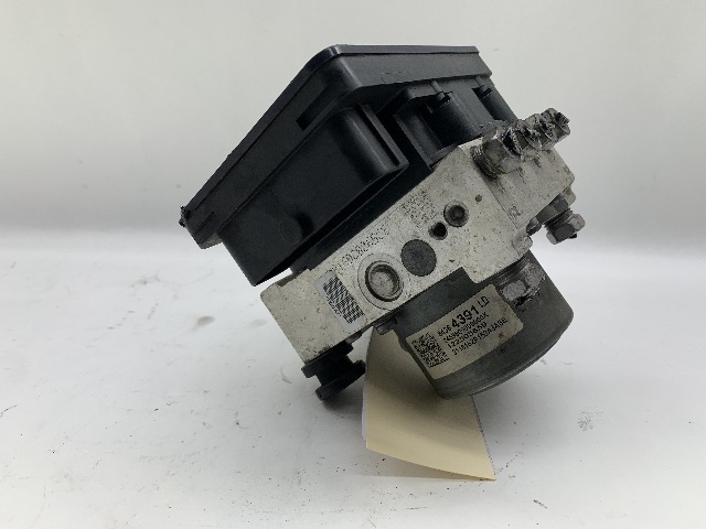 2017-2019 Chevrolet Suburban Tahoe ABS Pump Motor 84384391 OEM Used