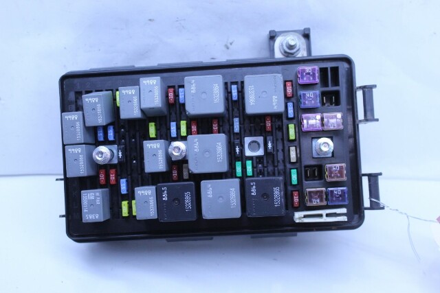 2005-2007 Chevrolet Corvette C6 Engine Relay Fuse Block OEM