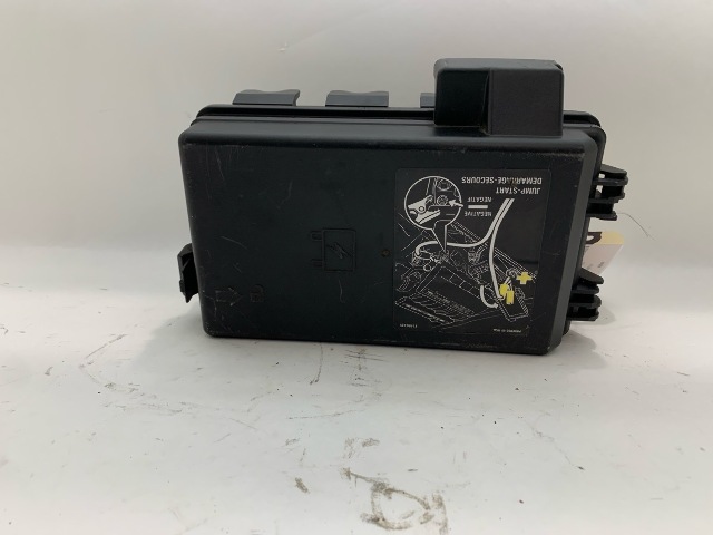 2009-2013 Chevrolet Corvette C6 Engine Relay Fuse Box Block OEM