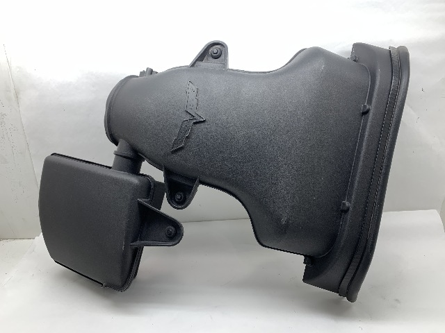 2008-2013 Chevrolet Corvette C6 Air Intake Cleaner Housing Tube OEM