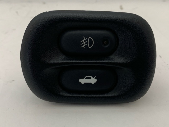 1997-2004 Chevrolet Corvette Fog Light Switch With Truck Release OEM