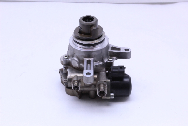 2011-2014 Porsche Cayenne Panamera 4.8 High Pressure Fuel Pump - 94811031525 OEM