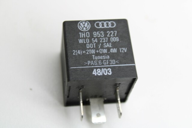 1997-2004 Porsche 911 Boxster Turn Signal Flasher Relay OEM