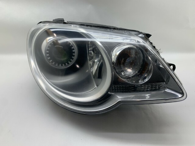 2007-2011 Volkswagen EOS Headlight Xenon Right OEM