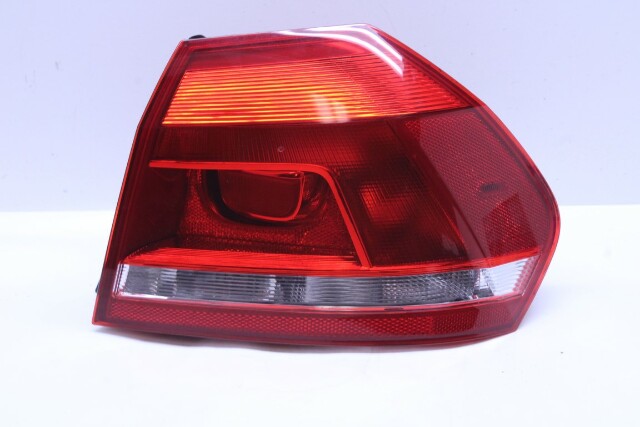2012-2015 Volkswagen Passat Tail Light Right OEM