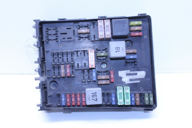 2007 Volkswagen GTI Engine Fuse Relay Box OEM