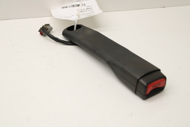 2002 2003 2004 Dodge Ram 3500 Front Seat Belt Buckle Left Driver OEM