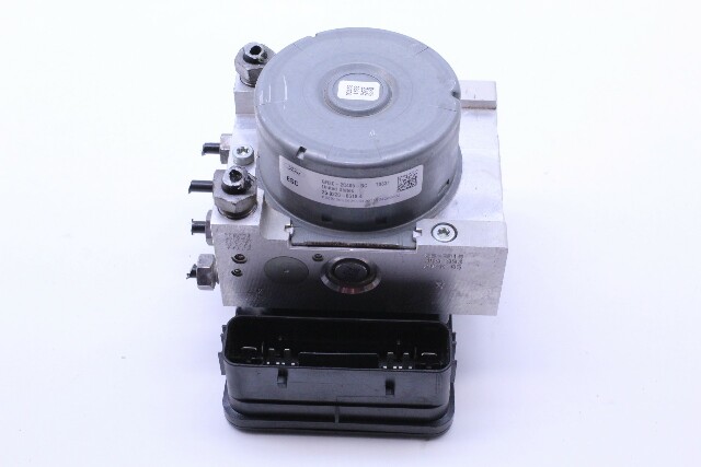 2017 Ford Mustang ABS Anti Lock Brake Pump OEM