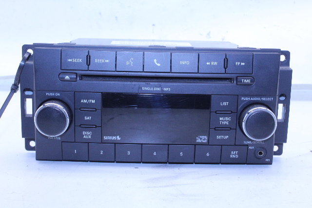 Dodge Chrysler Jeep AM FM MP3 CD Radio Receiver 05091117AC OEM