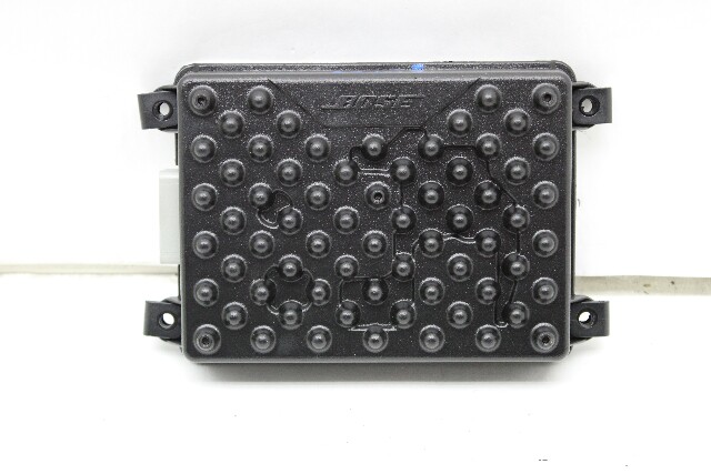 2013 Porsche Cayenne Subwoofer Amp Amplifier 200W - 306007002115826 OEM